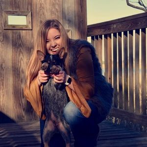 Meet your Posher, Sara